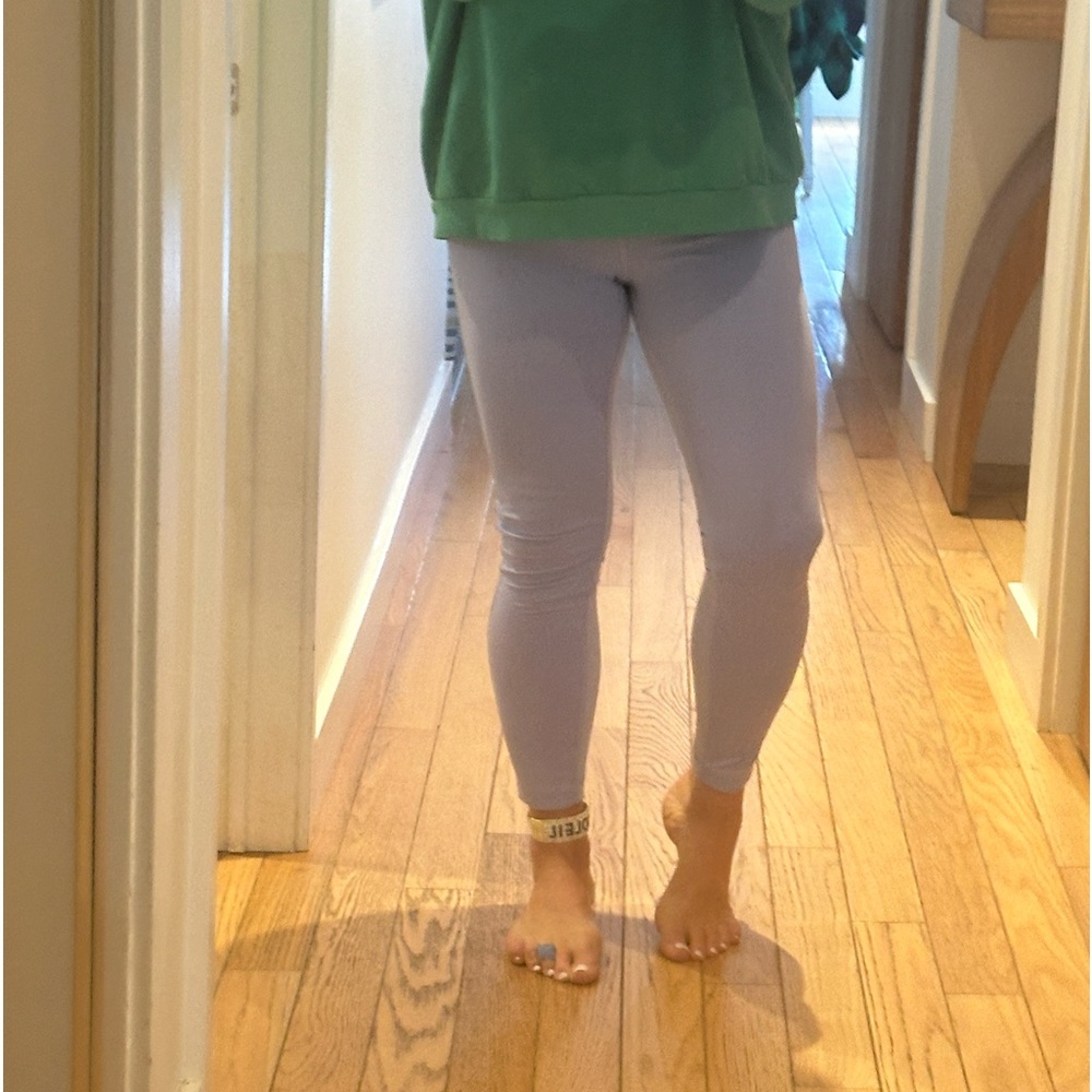 Lululemon size 6 or size 8 light purple yoga pants. Worn twice.
